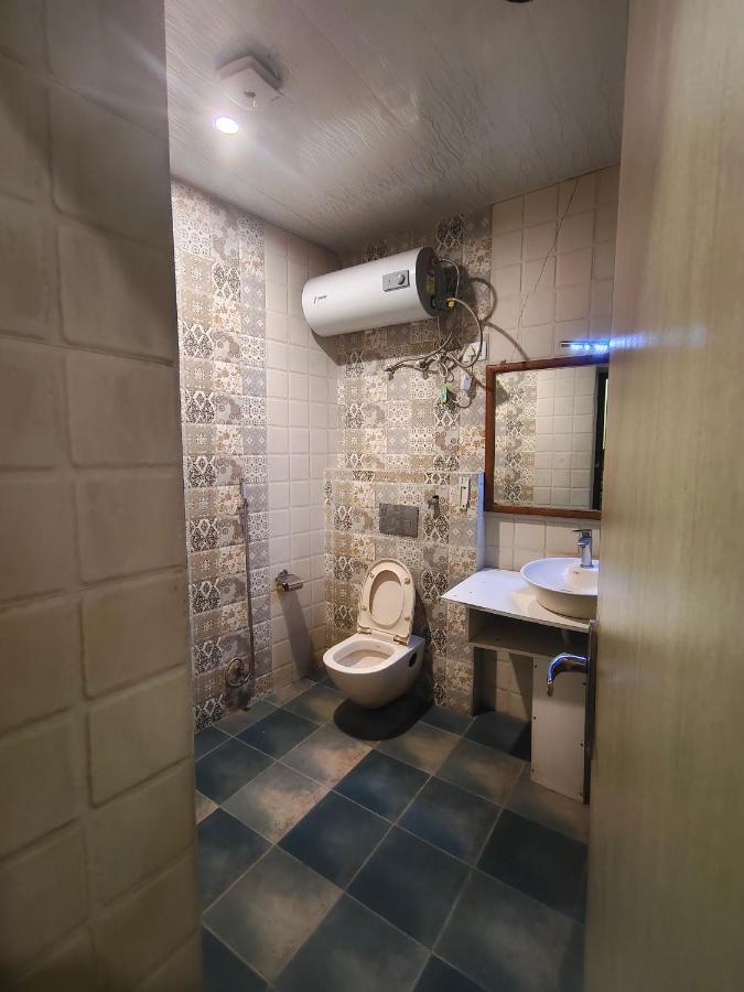 Mountain Zest-Simla Royale Near Mall Road-Free Pickup From Railway Station Simla Экстерьер фото