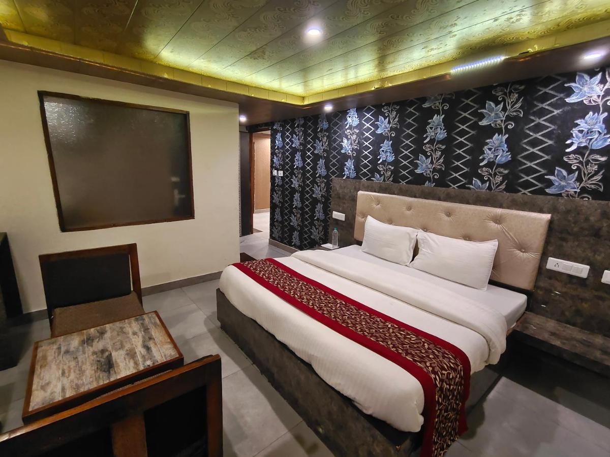 Mountain Zest-Simla Royale Near Mall Road-Free Pickup From Railway Station Simla Экстерьер фото