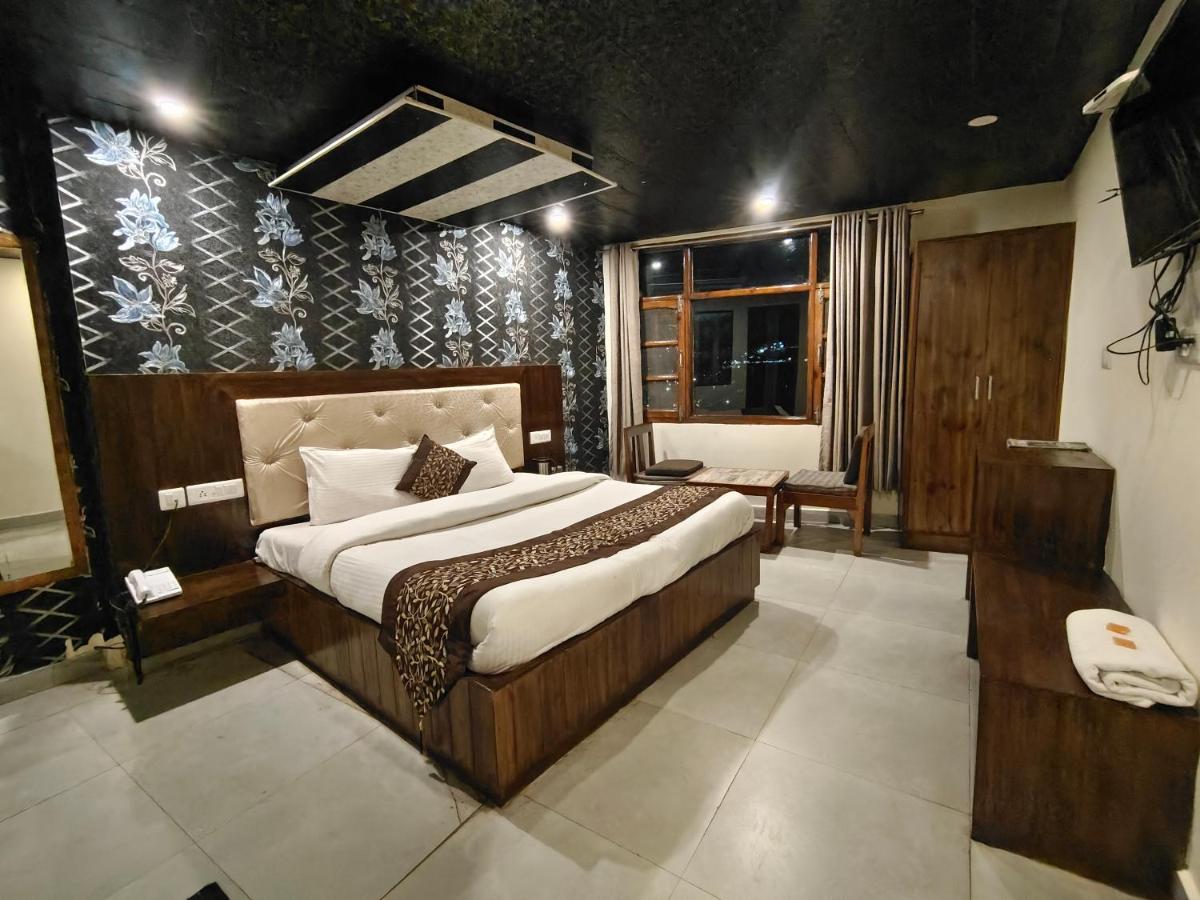 Mountain Zest-Simla Royale Near Mall Road-Free Pickup From Railway Station Simla Экстерьер фото